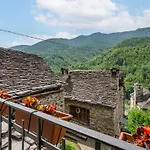 Il Gianlupo Grigio By Interhome *