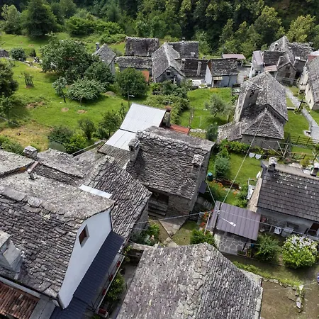 샬레 Il Gianlupo Grigio By Interhome *