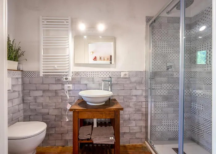 Il Gianlupo Grigio By Interhome *