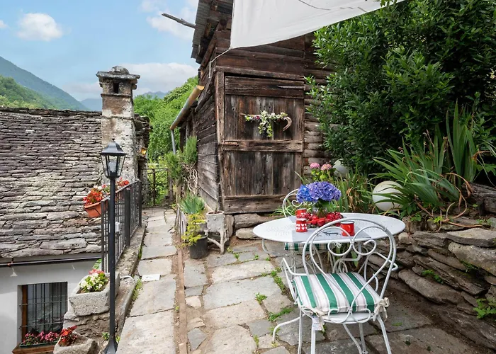 Il Gianlupo Grigio By Interhome *