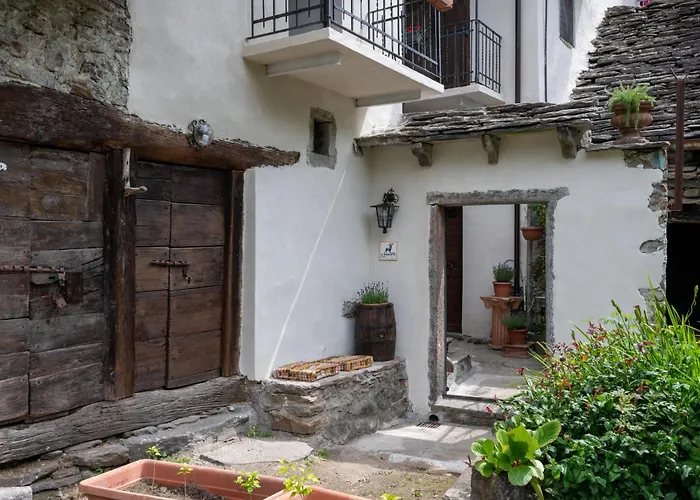 Il Gianlupo Grigio By Interhome *