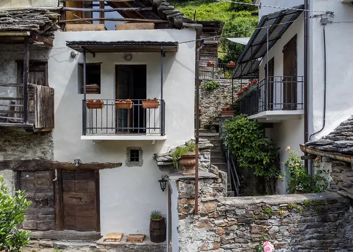 Il Gianlupo Grigio By Interhome